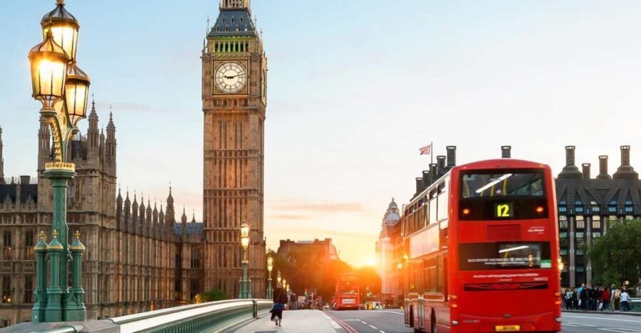 London: 30 London Sights Guided Walking Tour - Westminster Abbey and the Houses of Parliament: what to notice while you stand there