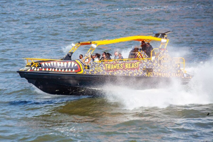 London: 40-Minute Thames Beast Jetboat Tour - Price and value: is $77 for 40 minutes worth it?
