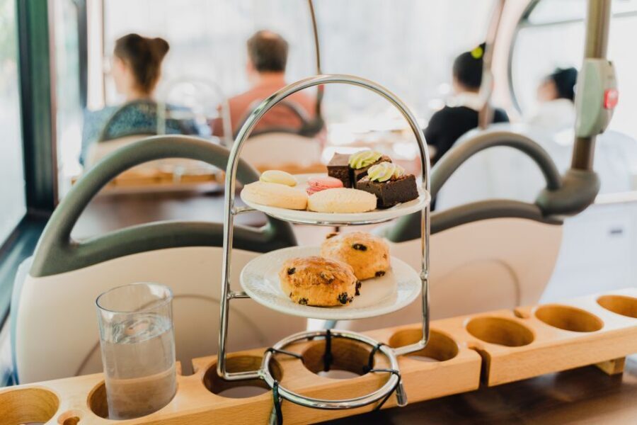 London: Afternoon Tea Bus with a Glass of Prosecco - What this tour is really good at (and why it feels fun)
