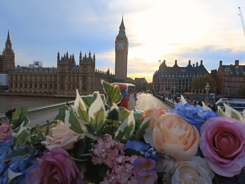 London: Bar Bus Tour by Tootbus - Should you book the London Bar Bus by Tootbus?