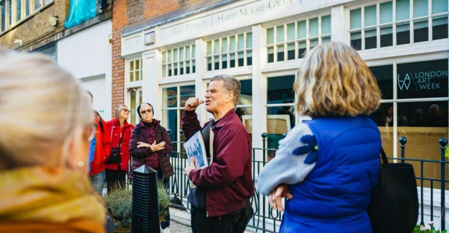 London: Beatles and Abbey Road Tour with Richard Porter - Richard Porter’s style: how the guide keeps it fun and clear