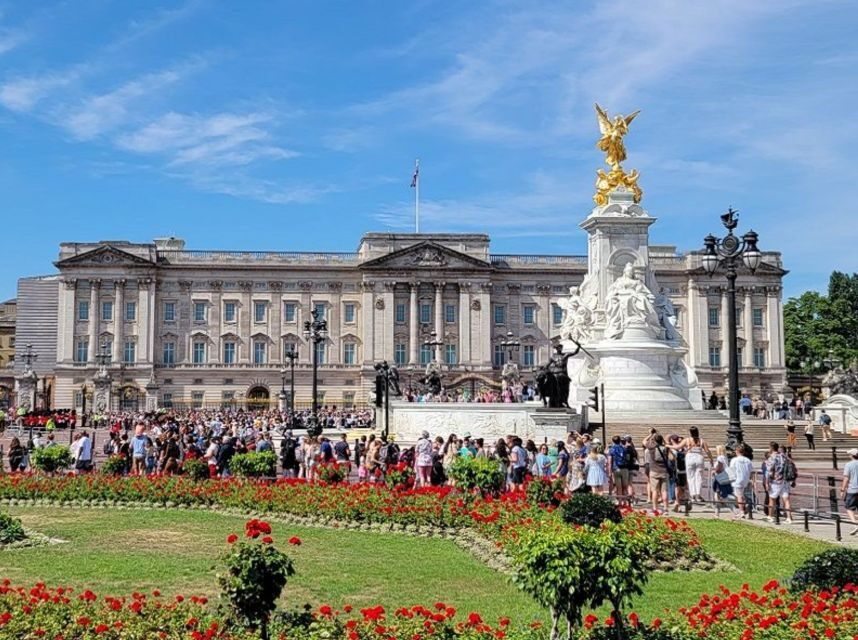 London: Buckingham, Big Ben & Westminster Abbey Tour - The Tour Experience: Small Group, Headsets, and Pacing