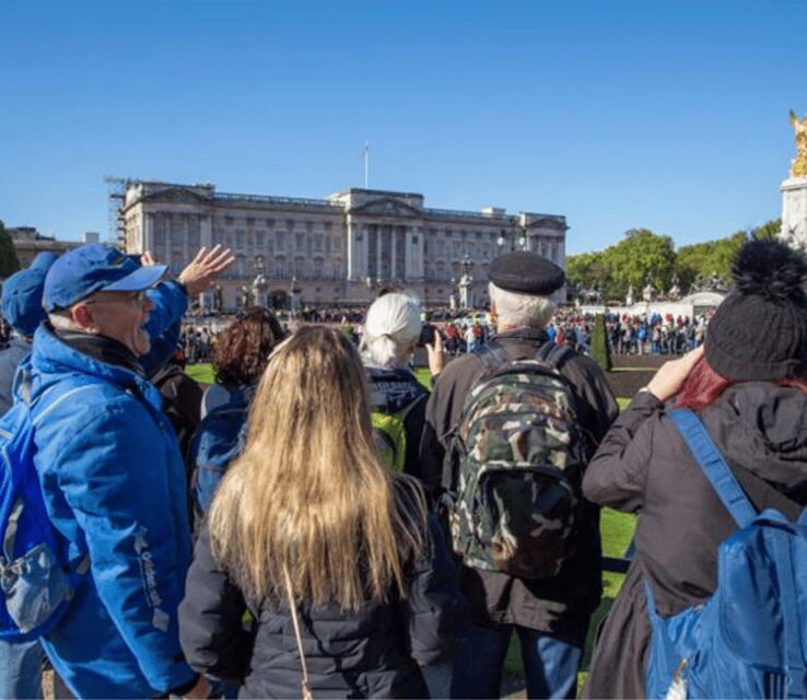 London: Buckingham Palace and Royal London Walking Tour - Entering Buckingham Palace: State Rooms, audio guide, and what to look for