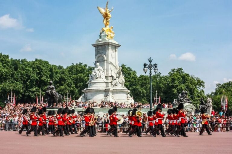 London: Buckingham Palace Entry & Changing of the Guard Tour - The Changing of the Guard: marching, band music, and precision up close