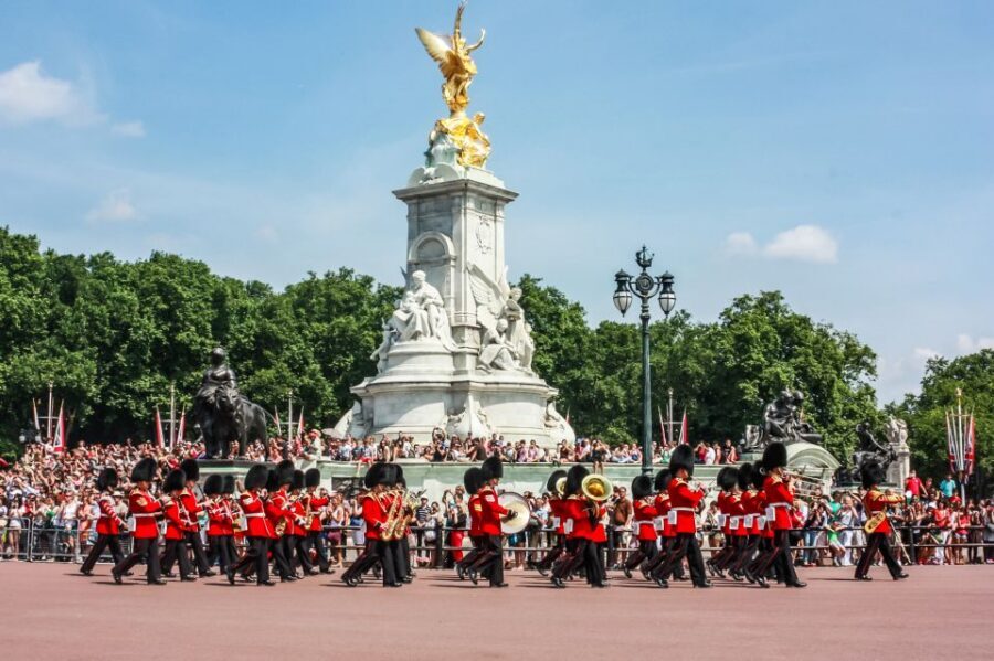 London: Buckingham Palace Entry & Changing of the Guard Tour - The Changing of the Guard: marching, band music, and precision up close