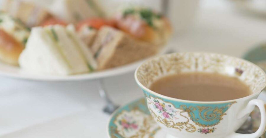 London: Buckingham Palace Walk & Tea at Kensington Palace - Starting at Green Park: a quick way to get oriented