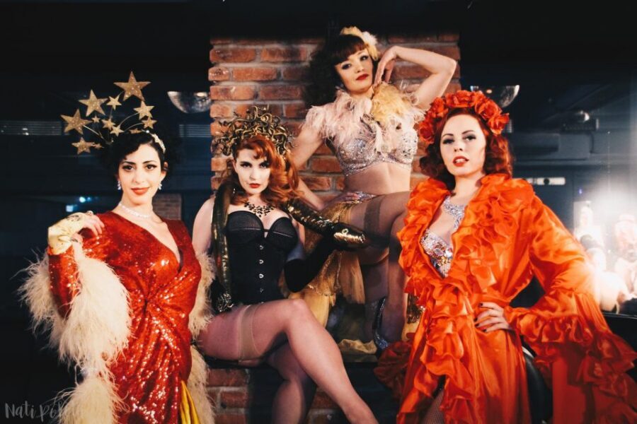 London: Burlesque Cabaret Show in the West End - Miss Tempest Rose and The House of Burlesque: the show vibe