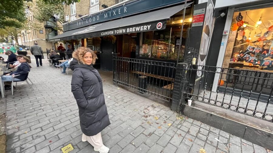 London: Camden Town Amy Winehouse Tour - The 2-hour format: what you gain and what you might miss