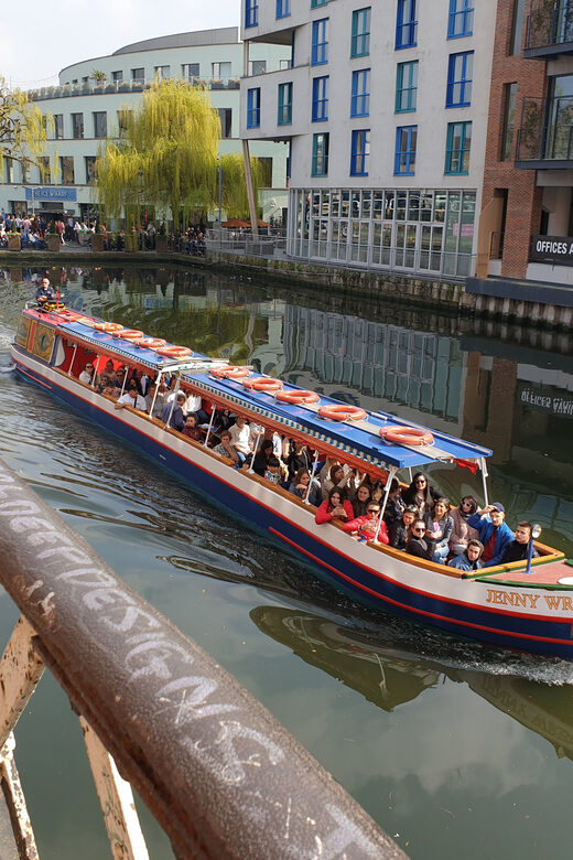 London: Canal Boat Ride on Camden Lock - The Crew and Commentary: Humor, Storytelling, and a Real Sense of Care
