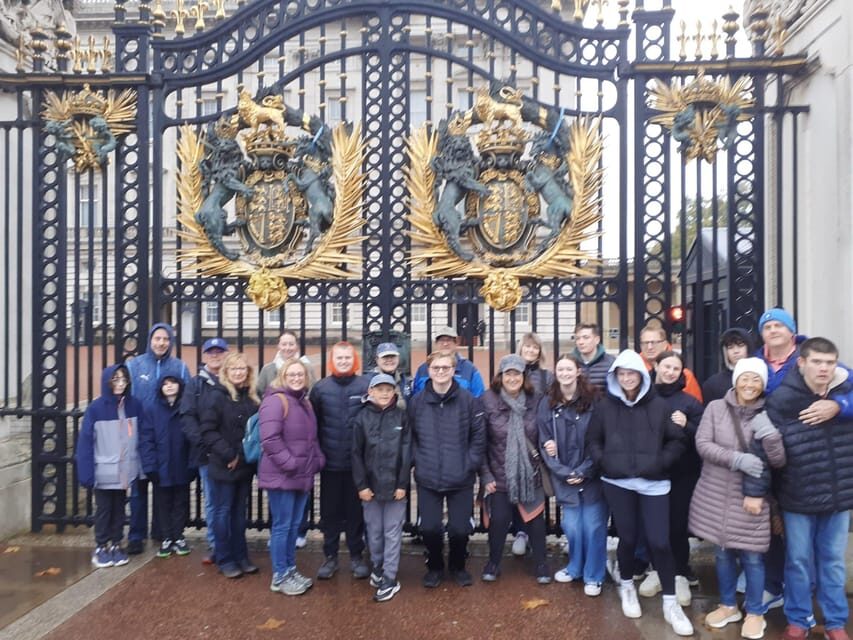London: Central London Outdoor Tour - St James’s Palace: Royal Life Before Buckingham Took Over
