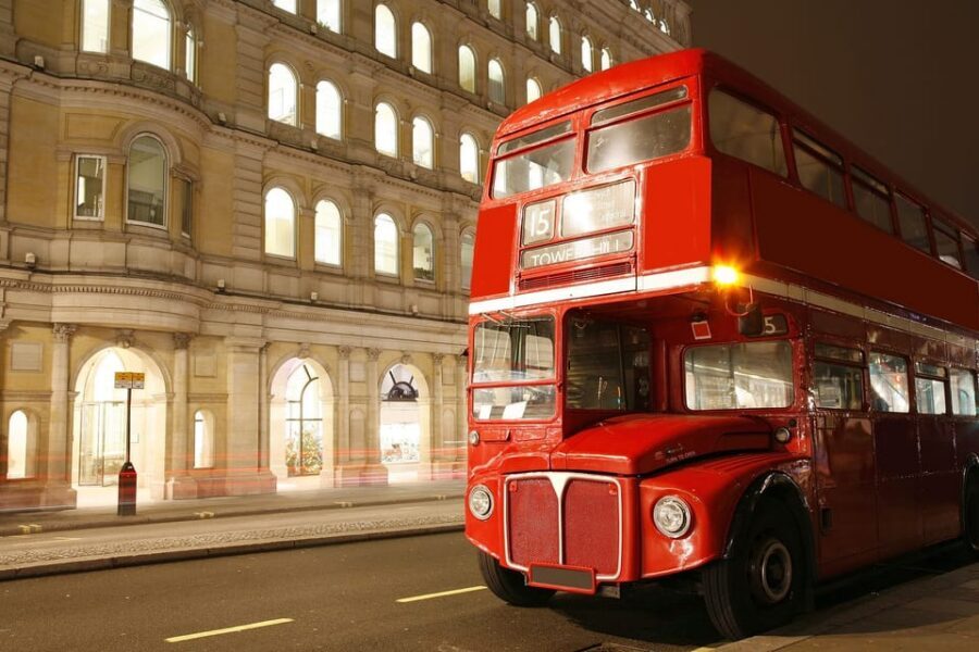 London: Christmas Lights Tour by Vintage Double-Decker Bus - So, Should You Book It?