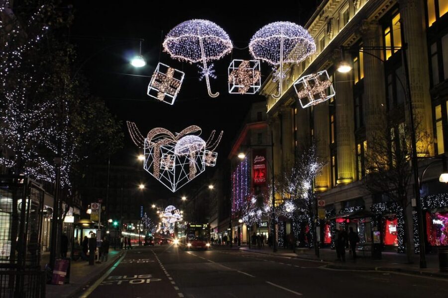 London: Christmas Lights Tour by Vintage Double-Decker Bus - Where You Meet (Gate 0) and How to Think About the Start