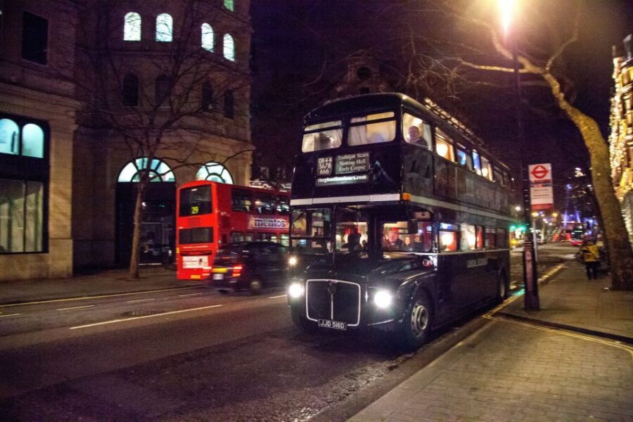 London: Comedy Horror Ghost Tour on a Bus - Price and value: is $37 for a 1-hour bus show worth it?