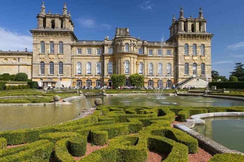 London: Cream Tea at Blenheim Palace & the Cotswolds Tour - The coach ride: comfort, Wi-Fi, and how to use the journey well