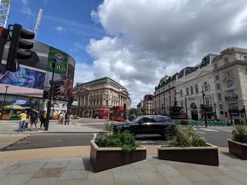 London: Custom Private Tour by Car - Westminster-to-West End: Piccadilly Circus, Regent Street, Mayfair, and shopping time