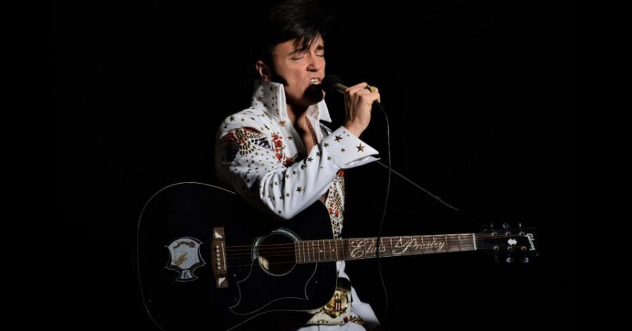 London: Dinner Cruise with Elvis Tribute on the Thames River - Boarding and getting comfortable before Tower Bridge