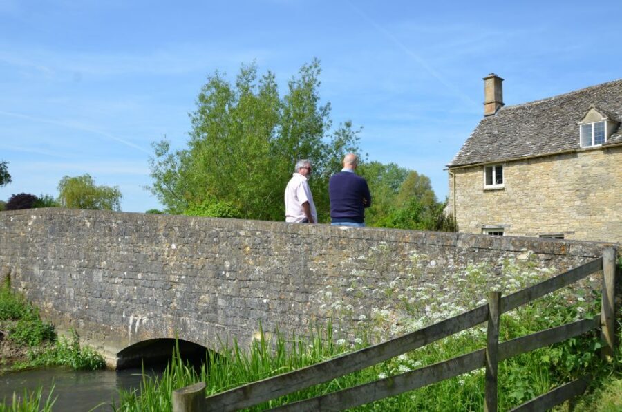 London: Downton Abbey Countryside Black Taxi VIP Tour - How the Taxi Driver and Guide Make It Feel VIP