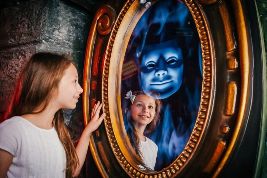 London: DreamWorks Shrek's Adventure Tour - Key points at a glance
