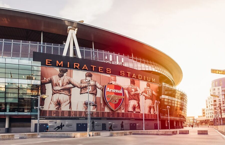 London: Emirates Stadium Entry Ticket and Audio Guide - The Audio Guide Experience: How the Headphones Make It Easier (and Better)
