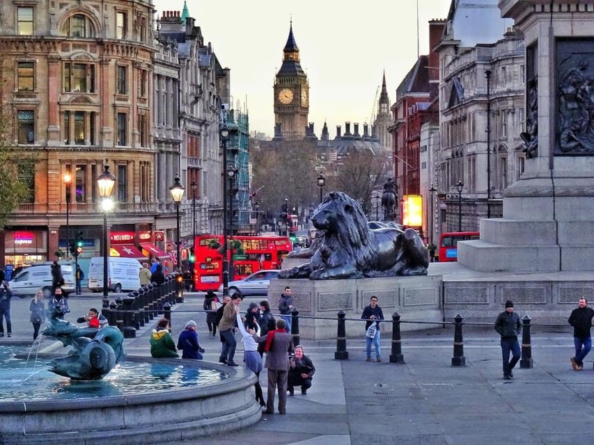 London: Family Harry Potter Movie Locations Tour (Private) - Westminster, Borough Market, and the bridge photo rhythm
