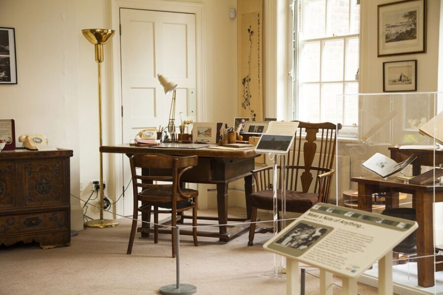 London: Freud Museum Entry Ticket - Freud’s Study: Original Furniture, Real Posture, Big Feelings