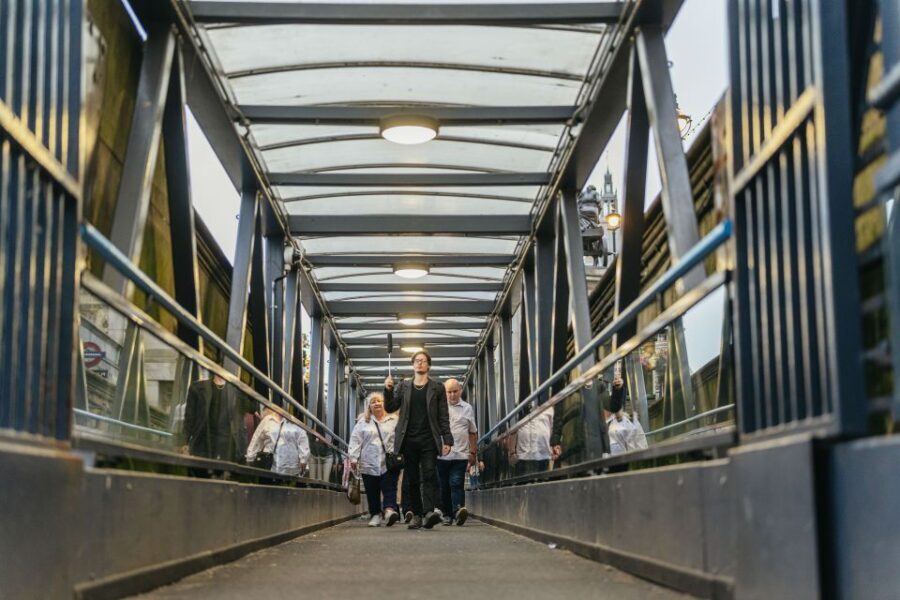 London: Ghost Walk and River Thames Boat Ride - London Eye Stop: a famous view point that fits the creepy theme