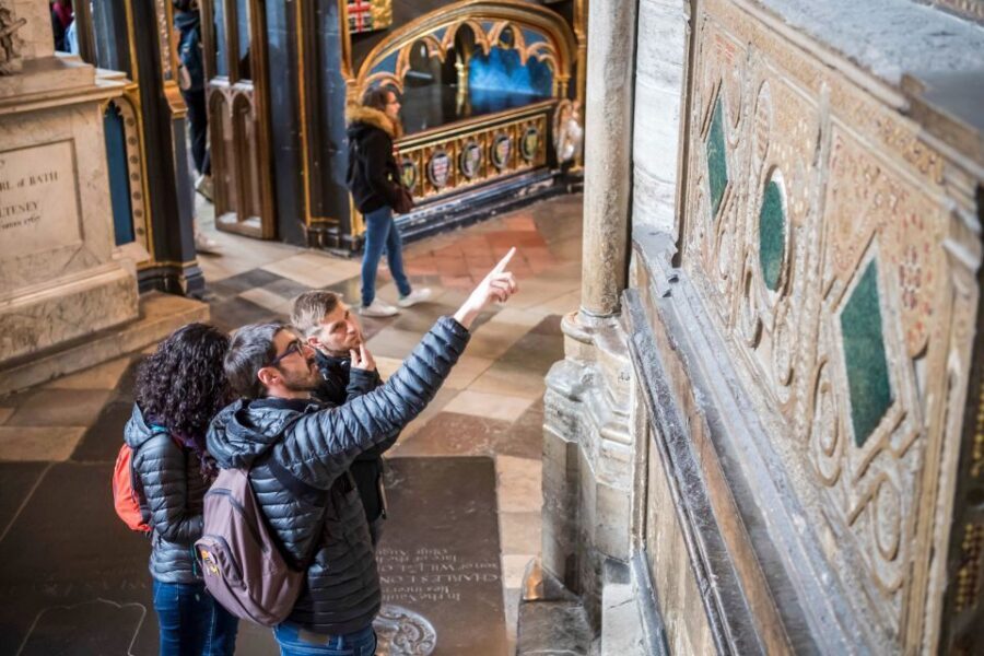 London: Go City Explorer Pass® - Tickets for 2-7 Attractions - Museums and royal estates: Kew, Greenwich, Hampton Court, and more