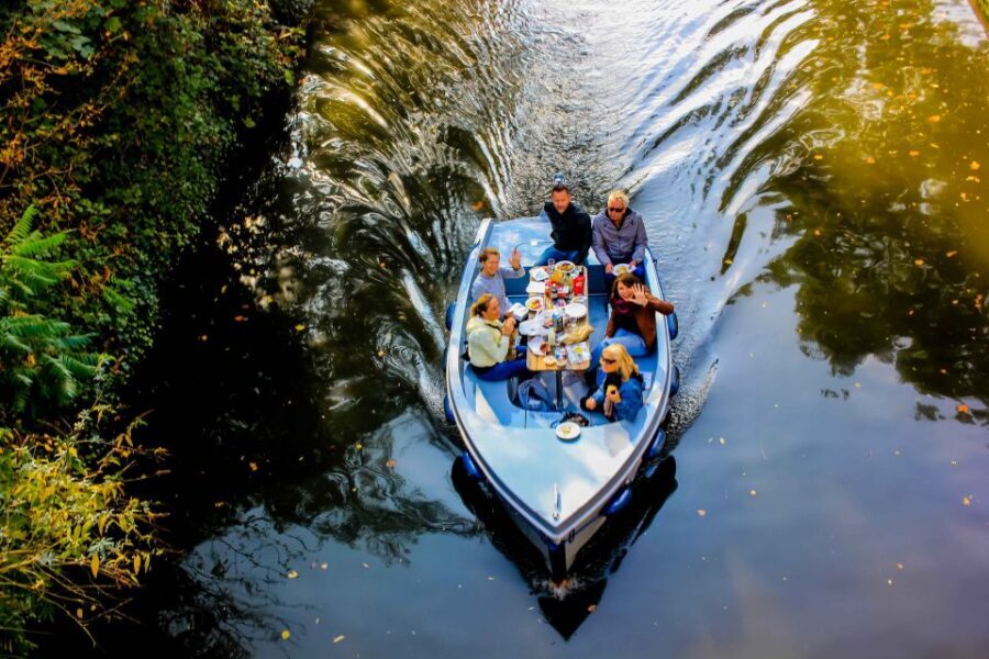 London: GoBoat Rental for Regent's Canal & Paddington Basin - Canal time in London feels calmer than you expect