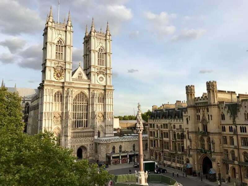 London: Guided Tour of Houses of Parliament & Westminster - Westminster Abbey: Skip-the-Line Entry and Coronation-Level Atmosphere