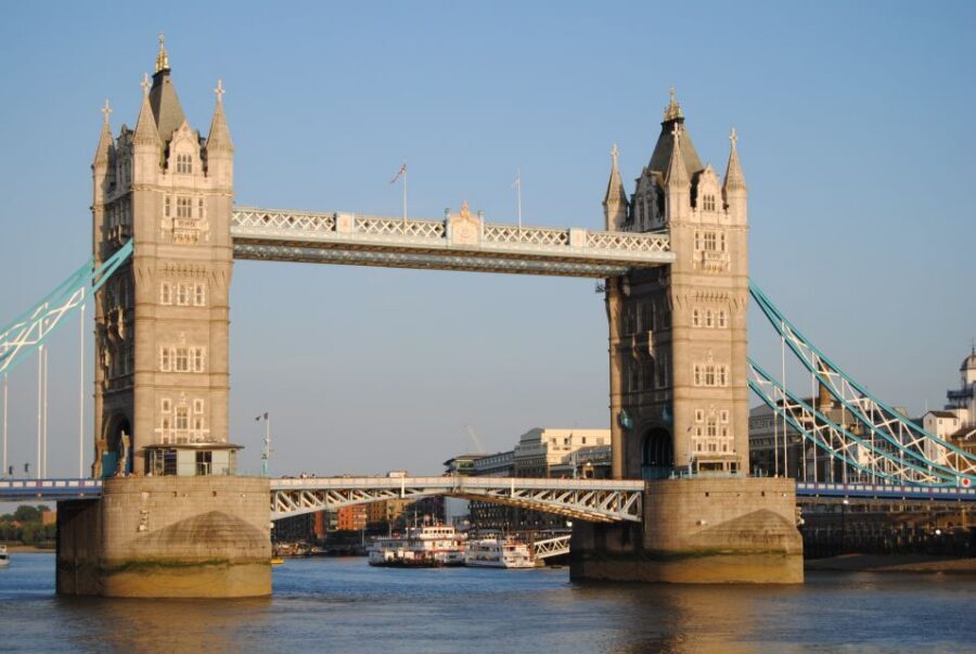 London Half-Day Private Chauffeur Driven Tour - Key highlights you’ll feel right away