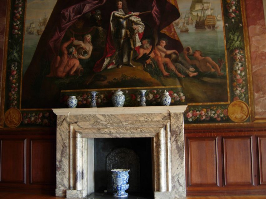 London: Hampton Court Private Guided Tour - Hampton Court Palace: State Apartments and the Henry VIII storyline