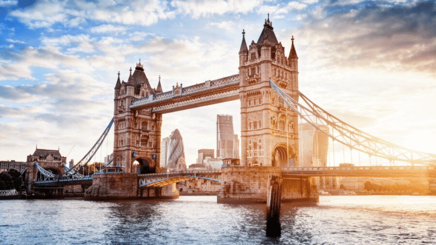 London: Harry Potter Movie Location Tour with an APP - What to bring and how to avoid common friction
