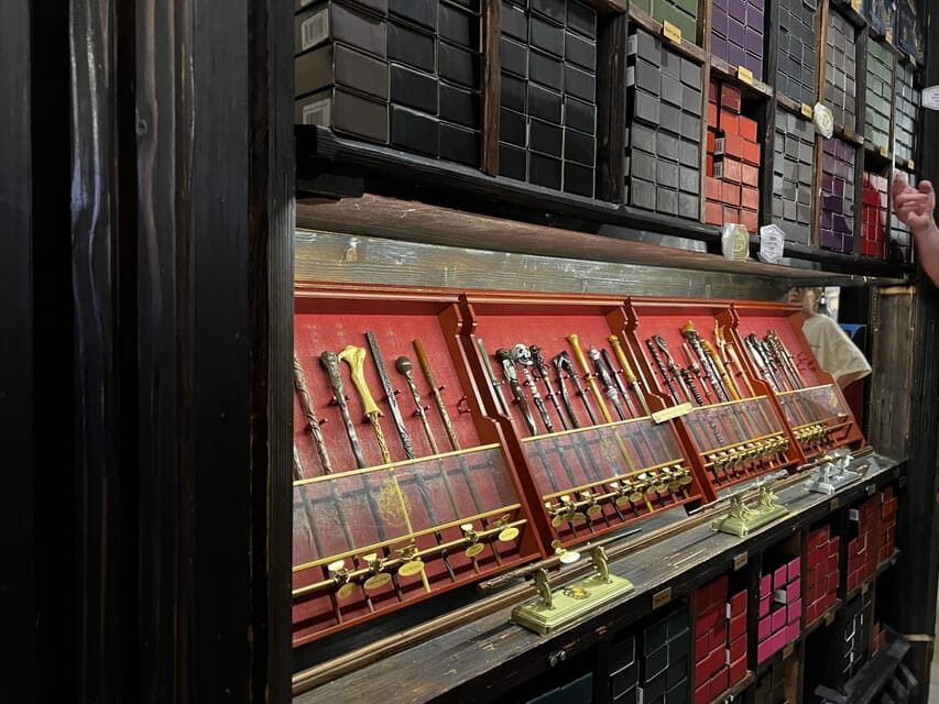 London: Harry Potter Tour with Madame Tussauds Tickets - Leicester Square, Westminster, Borough Market, and London Bridge: magic stops with real London pace