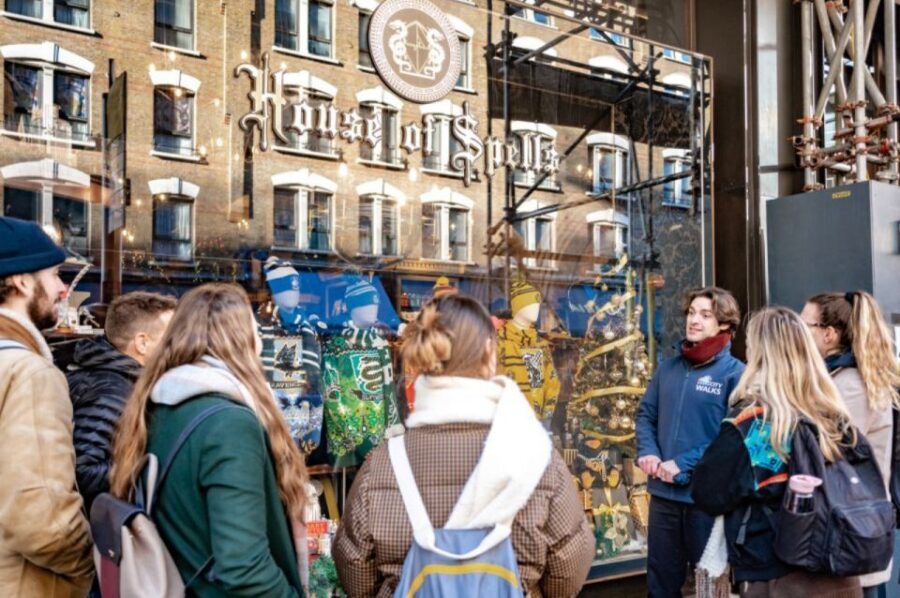 London: Harry Potter Walk, Hop-on Hop-off Bus Tour & Cruise - House of Spells discount: a small add-on with real payoff