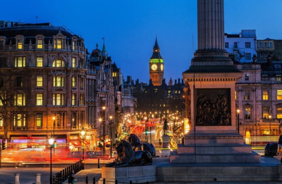 London: Harry Potter Walking Tour and River Thames Cruise - Southwark and London Bridge: the walk’s payoff before you board the Thames cruise