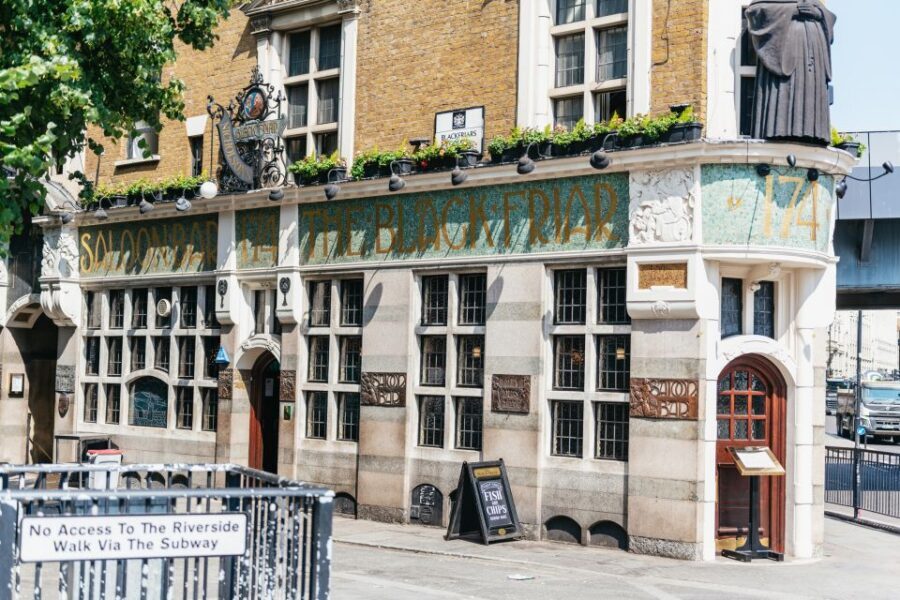 London: Historic Pubs of Central London Walking Tour - The Four Pubs: Why This Stops-First Plan Works