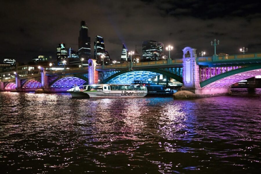 London: Hop-On Hop-Off 1-Day River Sightseeing Adventure - What You See: Landmarks From the Water (and What They Mean)