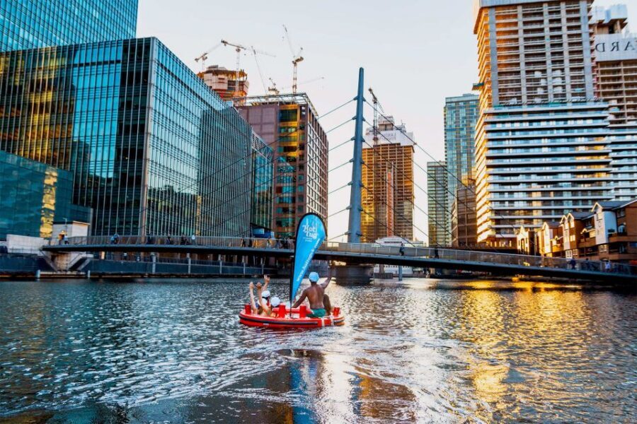 London: Hot Tub Boat Guided Historical Docklands Cruise - Should You Book This Hot Tub Docklands Cruise?