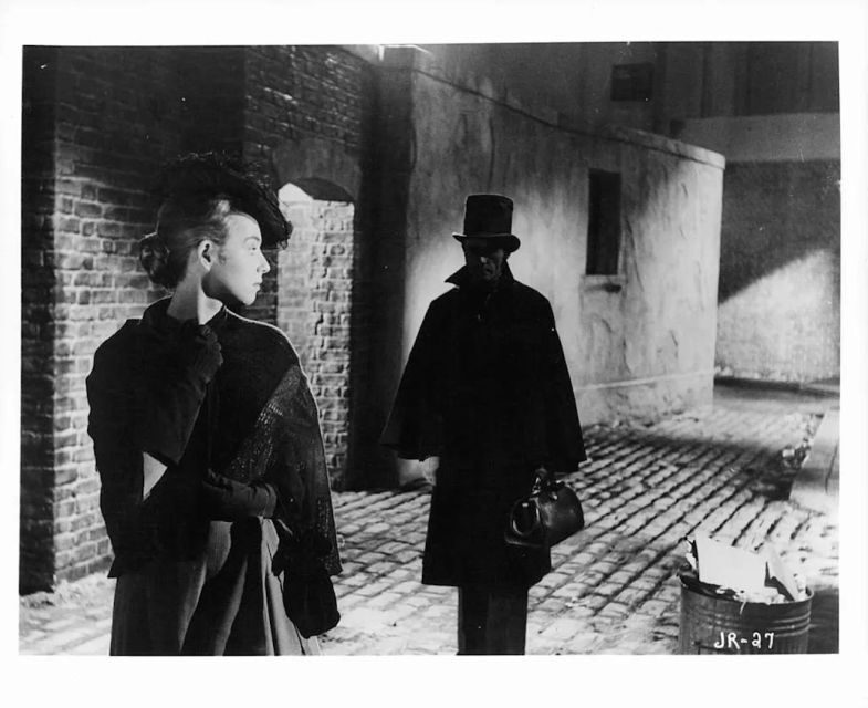 London: Jack the Ripper Small Group Tour - Aldgate East Start: Fashion Warehouse and the fastest route to your guide