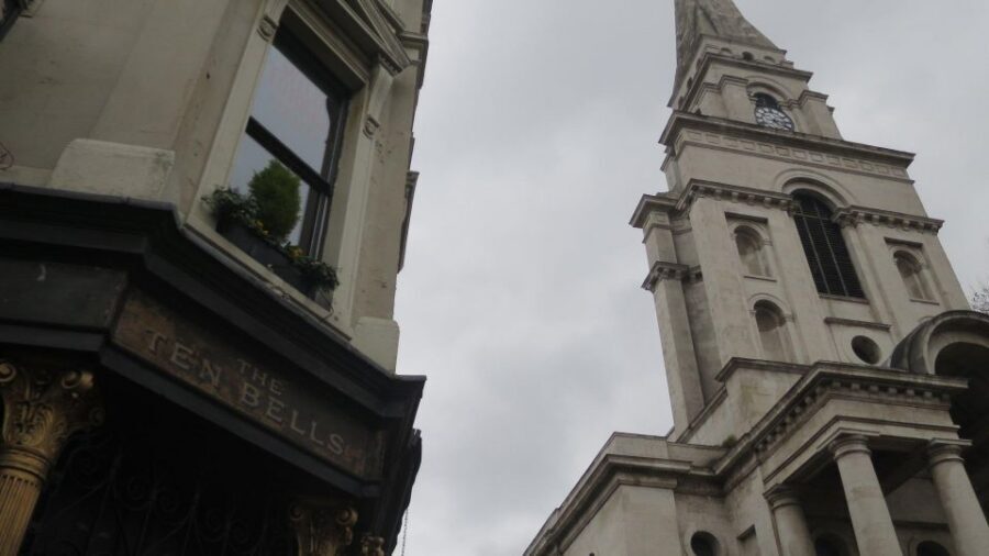 London: Jack the Ripper tour in Spanish (RLA Winner) - Hanbury Street and Ten Bells Spitalfields: neighborhoods, landmarks, and context