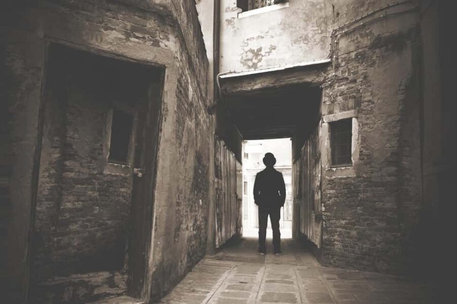 London: Jack the Ripper Walking Tour - Trader’s Gate: starting where the story feels real