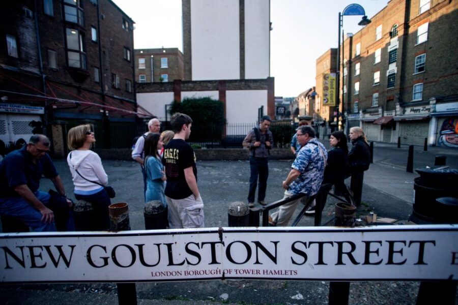 London: Jack the Ripper Walking Tour - Commercial Street to Hanbury Street: Anne Chapman’s discovery