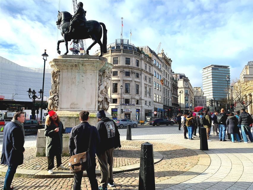 London: James Bond and Spies Walking Tour - How the guide uses movie clips on the spot (and why it works)