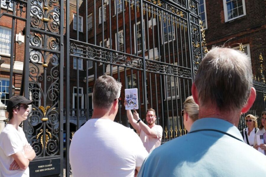 London: James Bond Filming Locations Bus Tour - Bond 25 and No Time to Die filming locations: modern Bond in real space