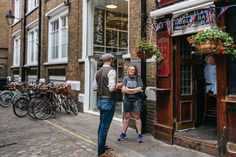 London: Landmarks & Secrets Bike Tour with Pub & Street Art - Why the handmade Pashley bike changes the whole day