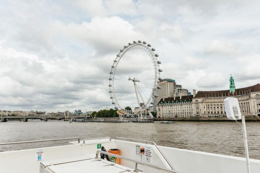 London: London Eye, River Cruise, & Hop-on Hop-off Bus Tour - The 48-hour pass: walking tours that add real flavor