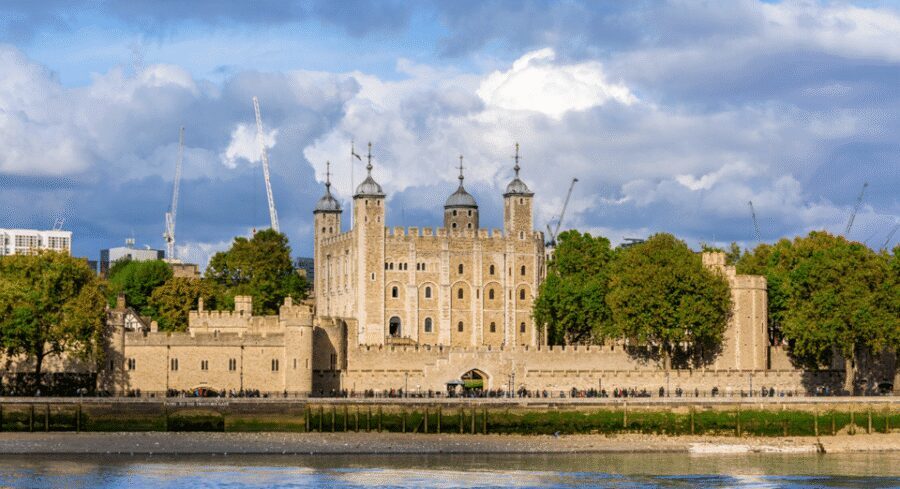 London: London Sightseeing Walking Tour with 30+ Sights - Tips to make the day smoother (and less stressful)