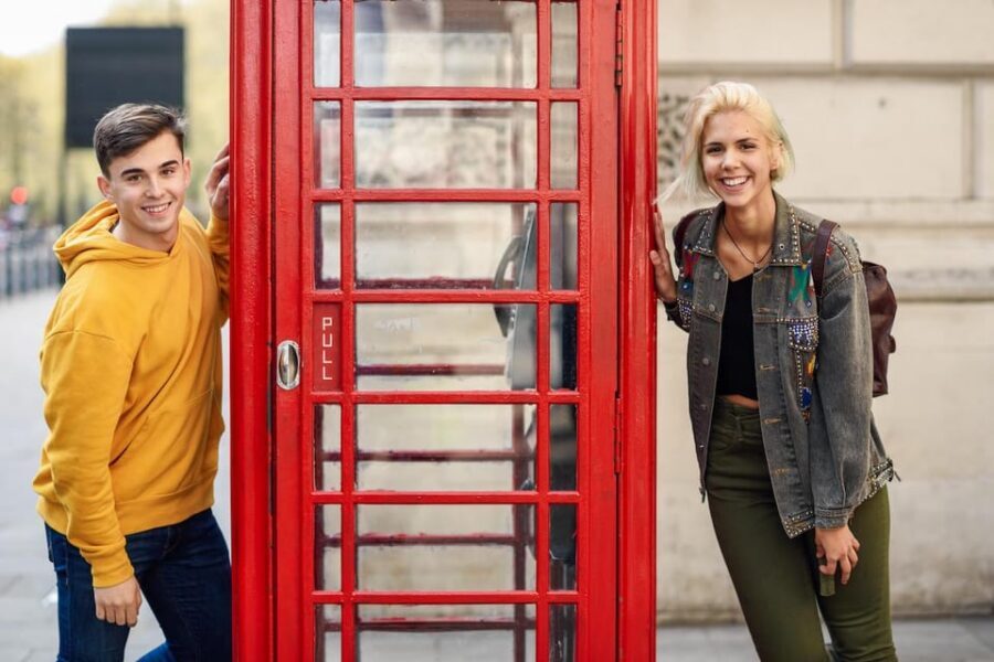 London: Notting Hill, Highlights & Markets Private Tour - Starting at Sunglass Hut: getting oriented fast