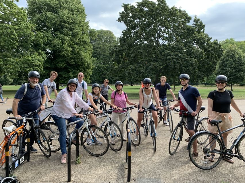 London: Parks and Palaces Guided Morning Bike Tour - Trafalgar Square and Nelson’s Column: A Big-Scale Stop That Snaps Into Place