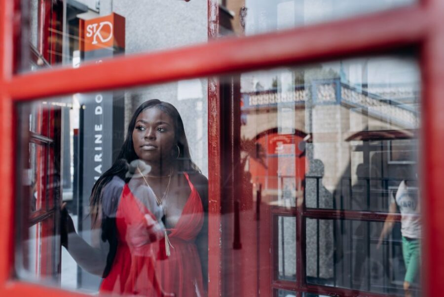 London: Personal Travel & Vacation Photographer - Why a private photographer beats the selfie routine in London